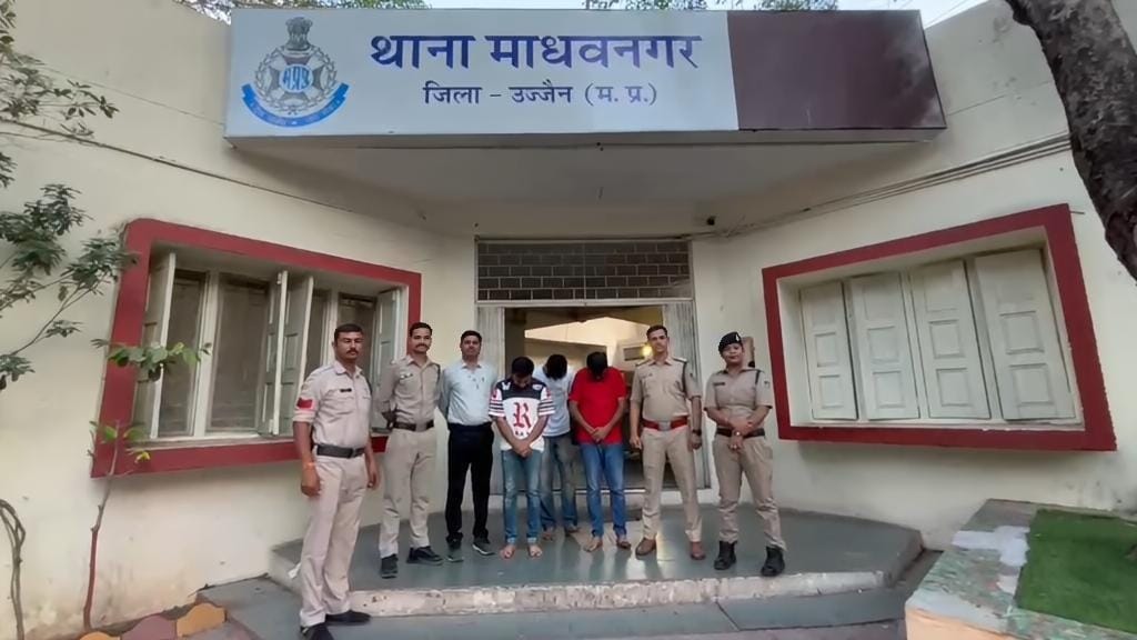 दिल्ली गैंग से जुड़कर किया जा रहा था गोल्डन फ्रॉड दिल्ली गैंग से जुड़कर किया जा रहा था गोल्डन फ्रॉड