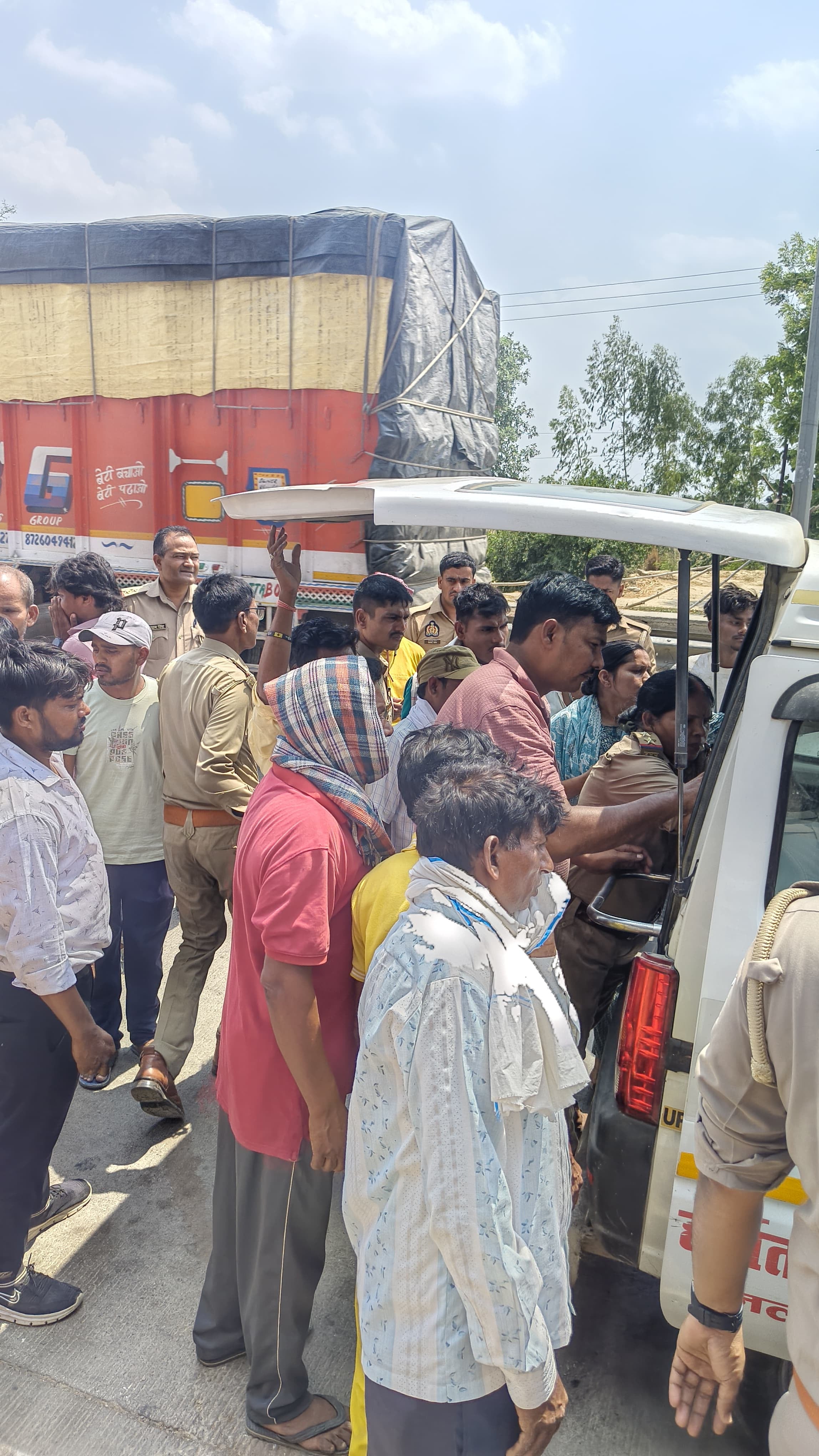 नदी में डूबने से हुई मौत---मृतका पिंकी उर्फ गुड़िया की फाइल फोटो। परिजन नदी में डूबने से हुई मौत---मृतका पिंकी उर्फ गुड़िया की फाइल फोटो। परिजन