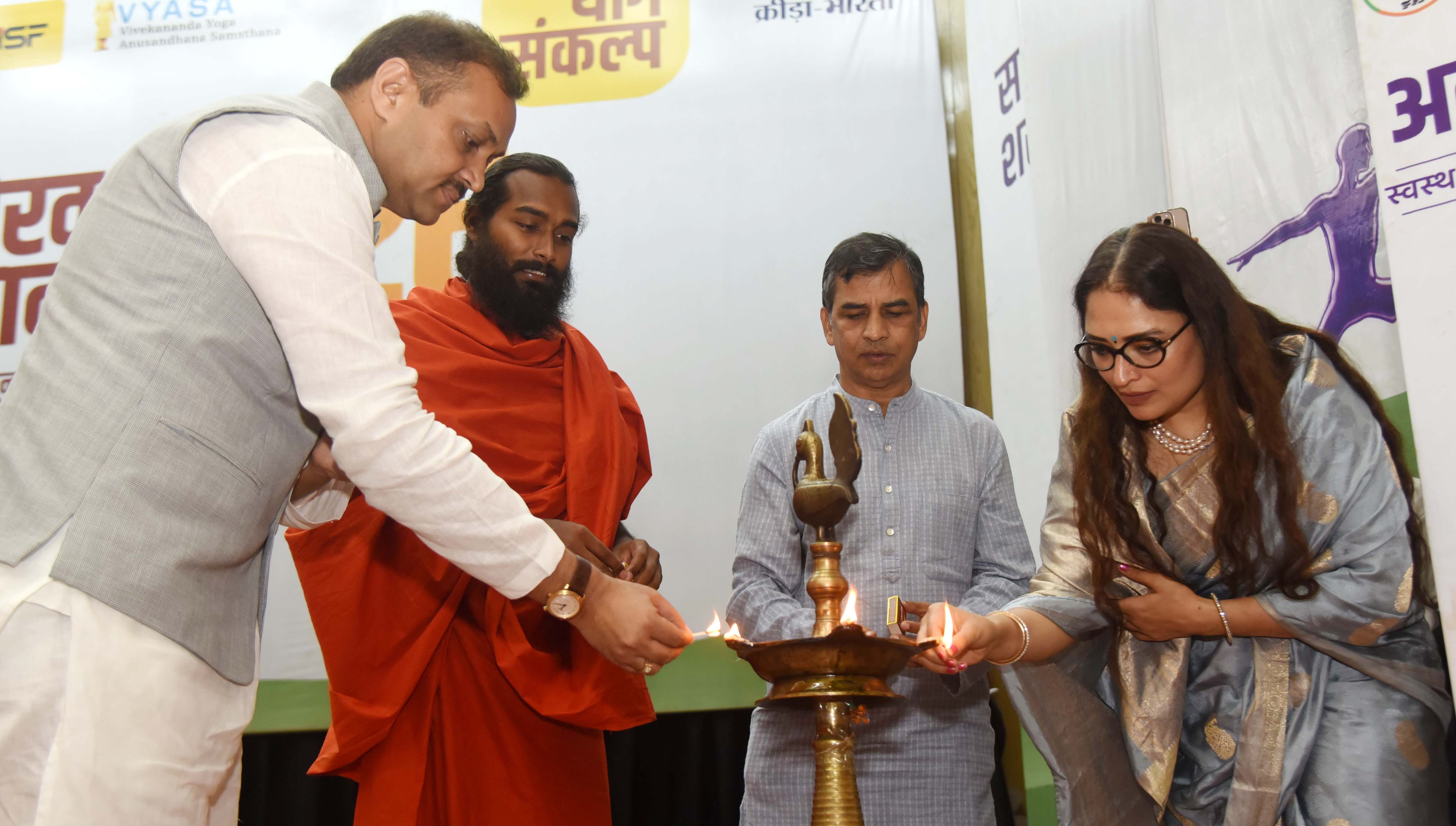 योग क्षेत्र की प्रतिभाओं को मिला सम्मान