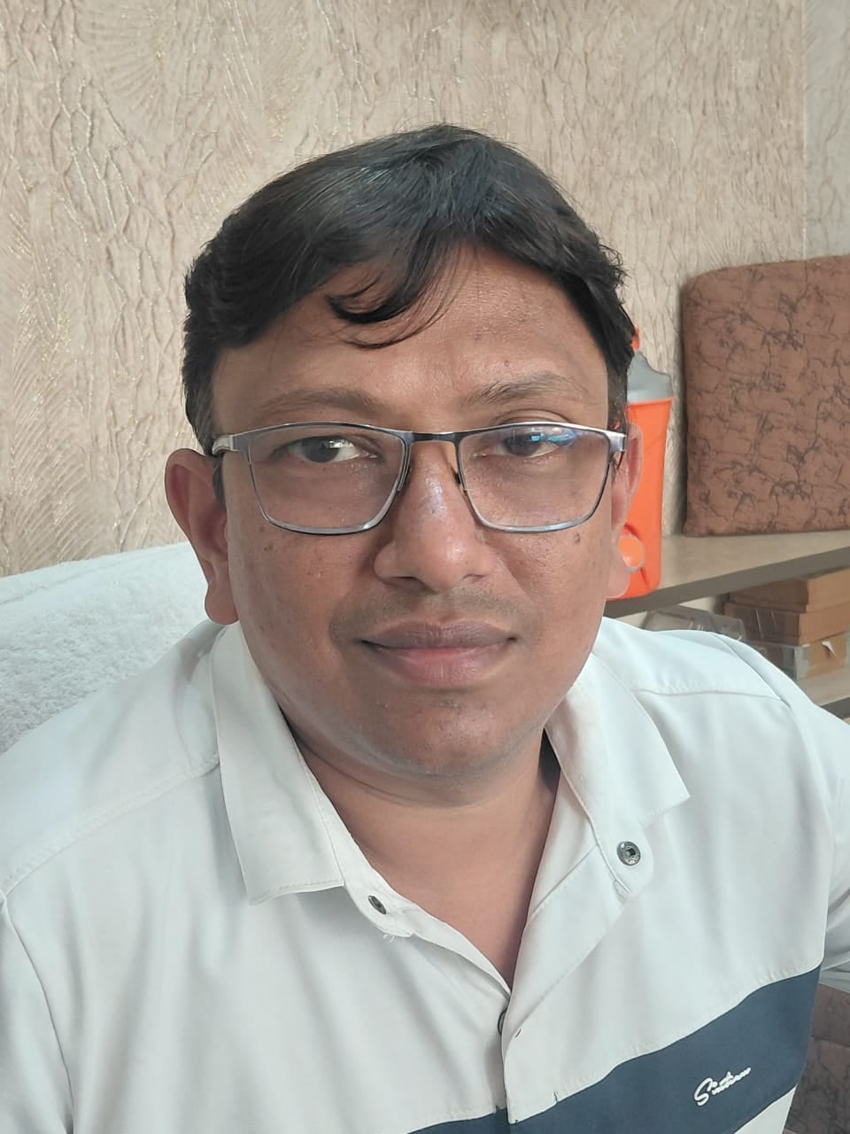 छतरी चौराहे से सुनगढ़ी थाने के बीच अतिक्रमण। छतरी चौराहे से सुनगढ़ी थाने के बीच अतिक्रमण।