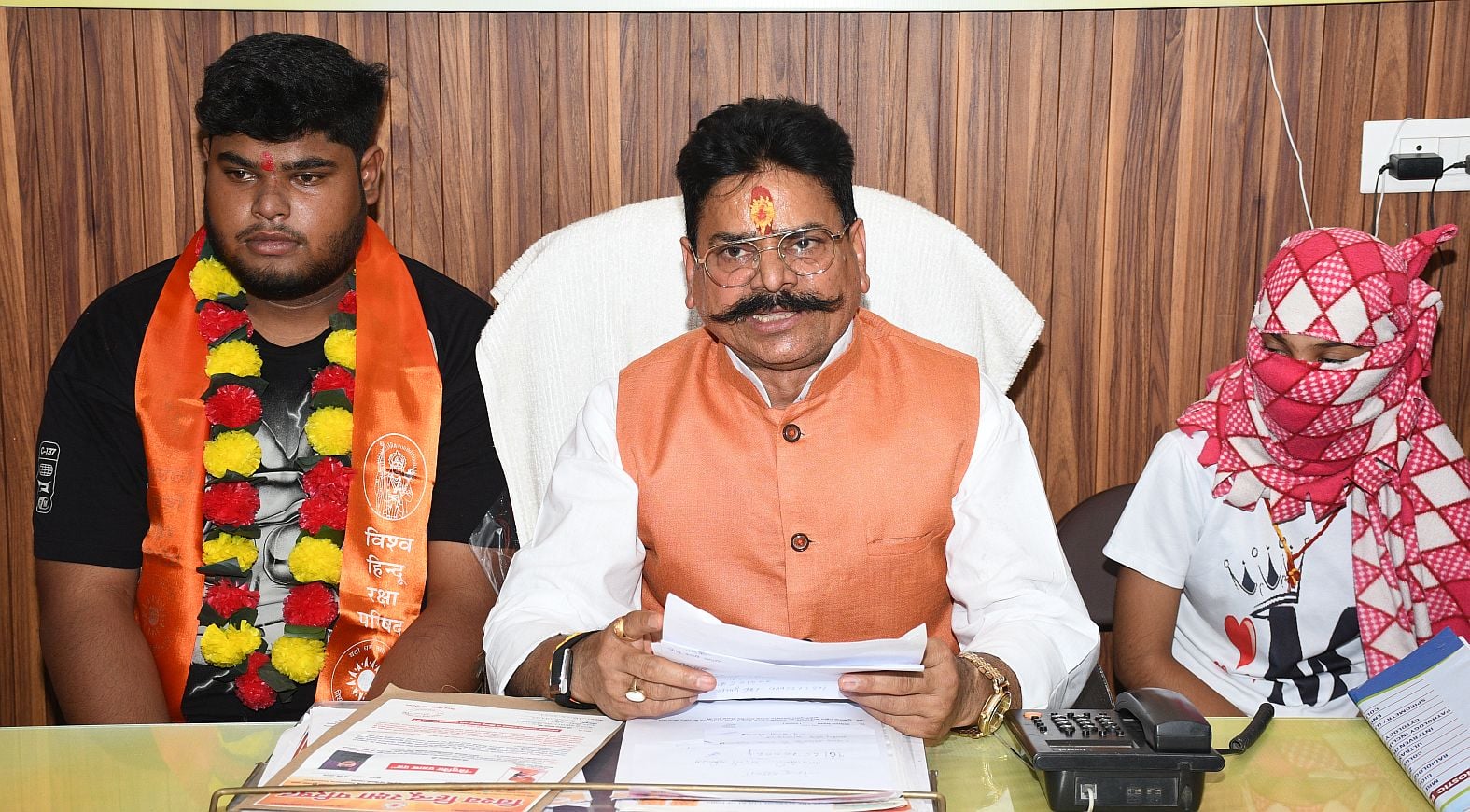 प्रेसवार्ता करते गोपाल राय। प्रेसवार्ता करते गोपाल राय।