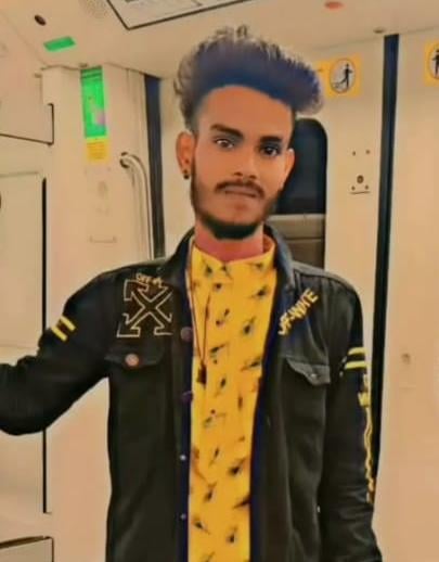 प्रियवंश व रजनी की फाइल फोटो। प्रियवंश व रजनी की फाइल फोटो।