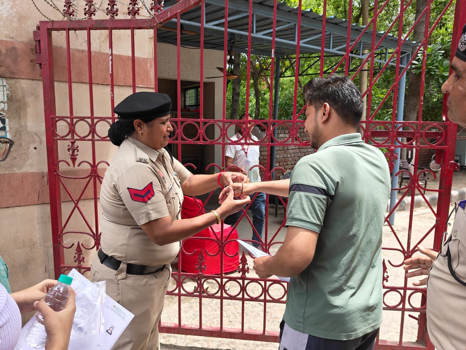 47 रोहतक के गांधी नगर स्थति पीएम श्री राजकीय वरिष्ठ माध्यमिक विद्यालय में नीट परीक्षा केंद्र मे 47 रोहतक के गांधी नगर स्थति पीएम श्री राजकीय वरिष्ठ माध्यमिक विद्यालय में नीट परीक्षा केंद्र मे