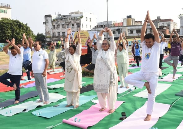 अंतरराष्ट्रीय योग दिवस पर योग कर दिया अच्छी सेहत का संदेश अंतरराष्ट्रीय योग दिवस पर योग कर दिया अच्छी सेहत का संदेश