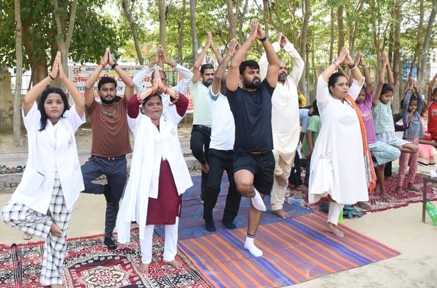 अंतरराष्ट्रीय योग दिवस पर योग कर दिया अच्छी सेहत का संदेश अंतरराष्ट्रीय योग दिवस पर योग कर दिया अच्छी सेहत का संदेश