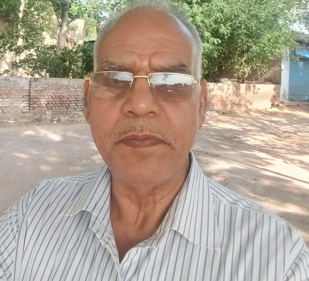 फोटो संख्या:69- जर्जर अवस्था में रामविहार कॉलोनी के सामने मार्ग-=-संवाद फोटो संख्या:69- जर्जर अवस्था में रामविहार कॉलोनी के सामने मार्ग-=-संवाद