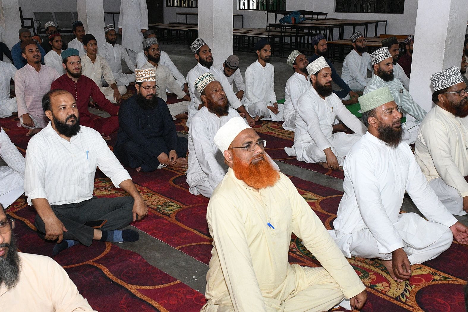 जनेश्वर मिश्र पार्क में हुए आयोजन में हजारों लोगों ने किया योग। जनेश्वर मिश्र पार्क में हुए आयोजन में हजारों लोगों ने किया योग।