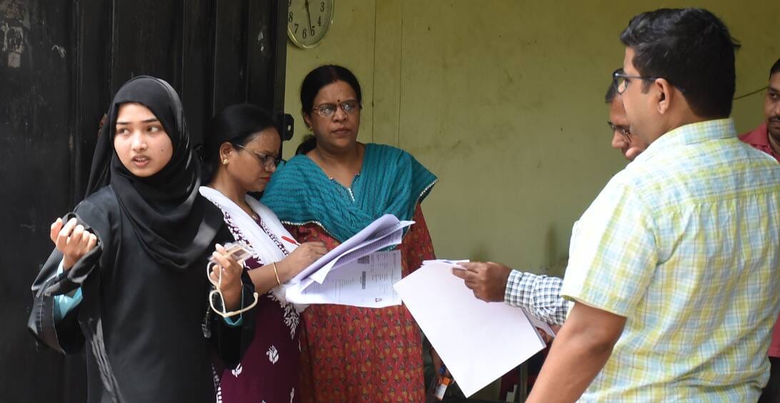 राजधानी के केंद्रों पर नीट यूजी की पुनर्परीक्षा संपन्न हुई। राजधानी के केंद्रों पर नीट यूजी की पुनर्परीक्षा संपन्न हुई।