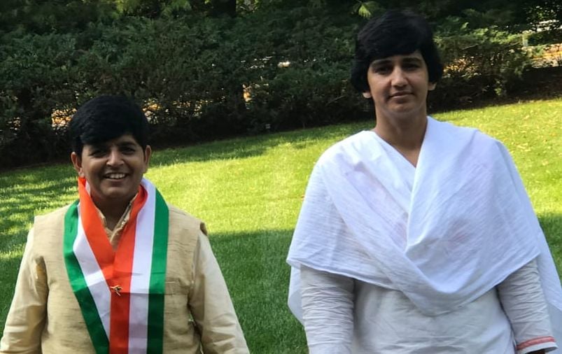 14-टिटौली गांव में कुंडू भवन के बाहर आर्य समाज के विषय में चर्चा करते ग्रामीण। संवाद 14-टिटौली गांव में कुंडू भवन के बाहर आर्य समाज के विषय में चर्चा करते ग्रामीण। संवाद