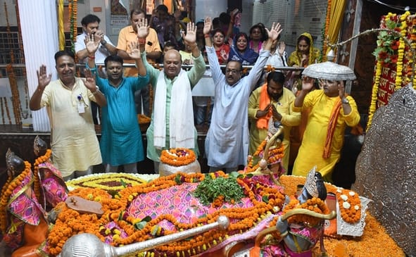 आठवें और आखिरी बड़े मंगल पर सजेगा भक्ति का दरबार