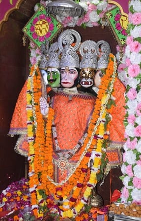 आठवें और आखिरी बड़े मंगल पर सजेगा भक्ति का दरबार
