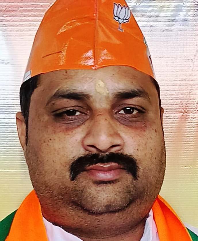 एजाज अहमद, टेलर, मैलानी एजाज अहमद, टेलर, मैलानी