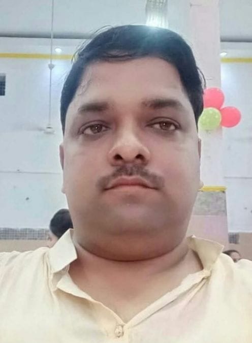 फोटो-21- धन्नीपुर में खराब पड़ा सोलर वाटर प्लांट। संवाद फोटो-21- धन्नीपुर में खराब पड़ा सोलर वाटर प्लांट। संवाद
