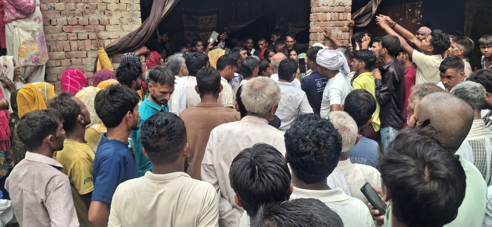 किवाना के प्रदीप का फाइल फोटो। परिजन किवाना के प्रदीप का फाइल फोटो। परिजन