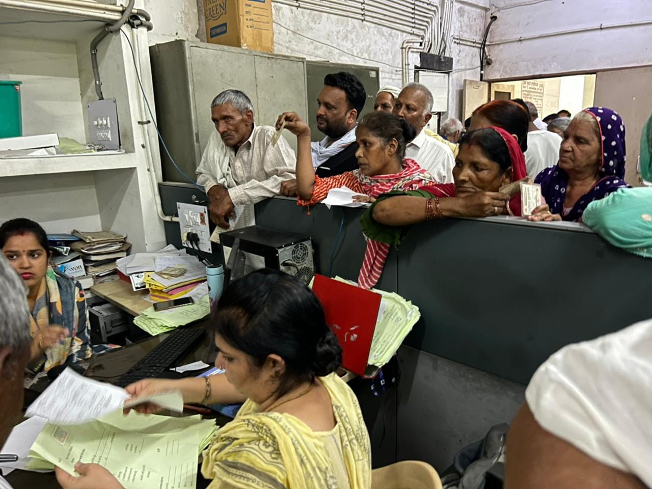 11-राजेश, गांधी कैंप।