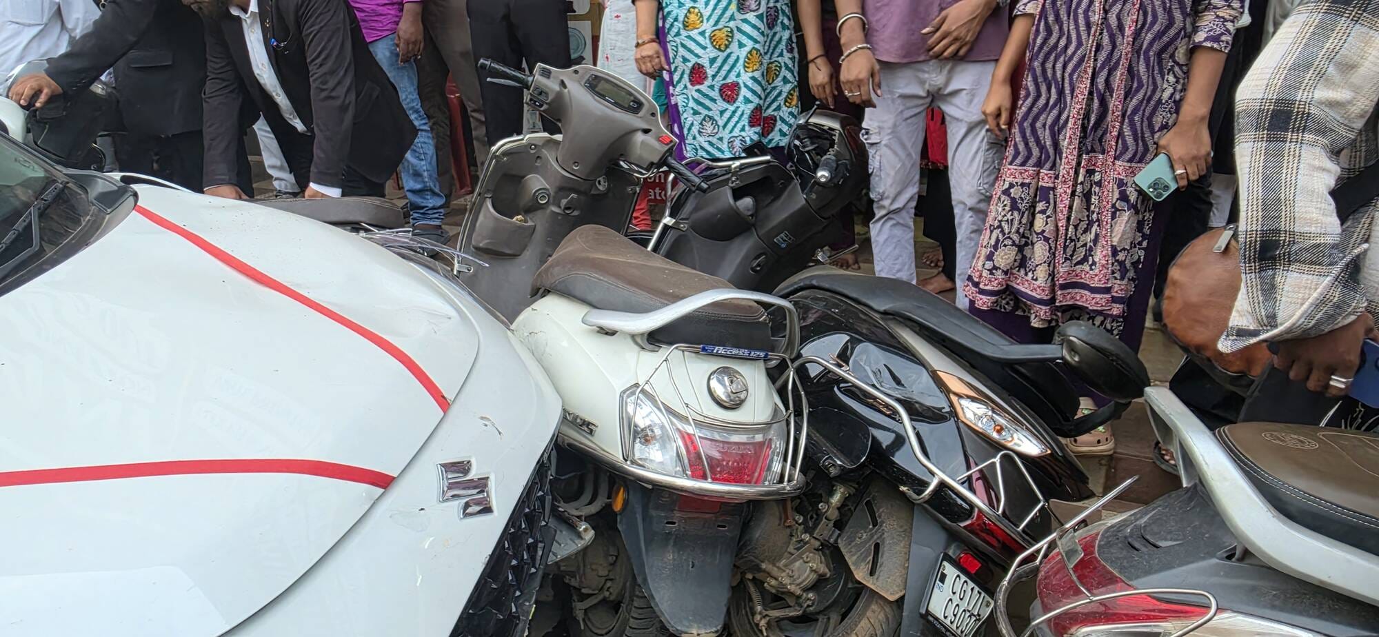 घटना के बाद दुर्घटनाग्रस्त वाहन