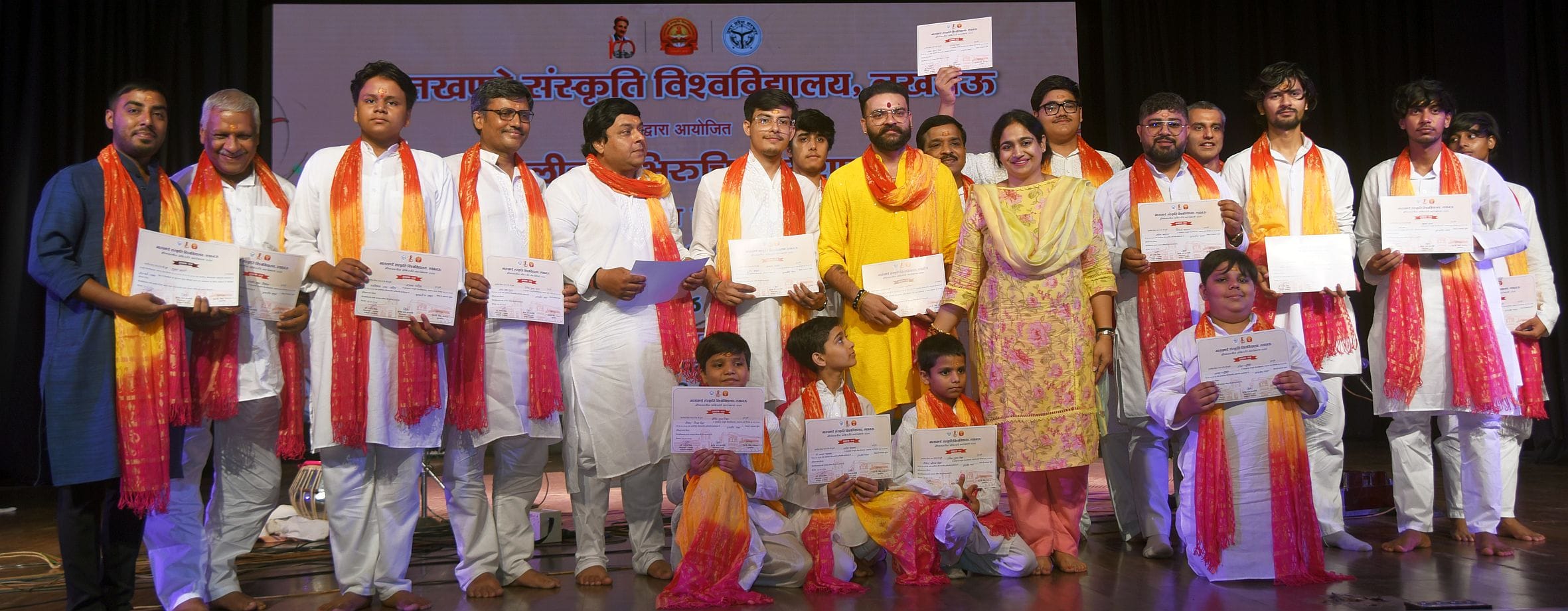 भातखंडे संस्कृति विश्वविद्यालय की ग्रीष्मकालीन कार्यशाला का समापन बृहस्पतिवार को हुआ। भातखंडे संस्कृति विश्वविद्यालय की ग्रीष्मकालीन कार्यशाला का समापन बृहस्पतिवार को हुआ।