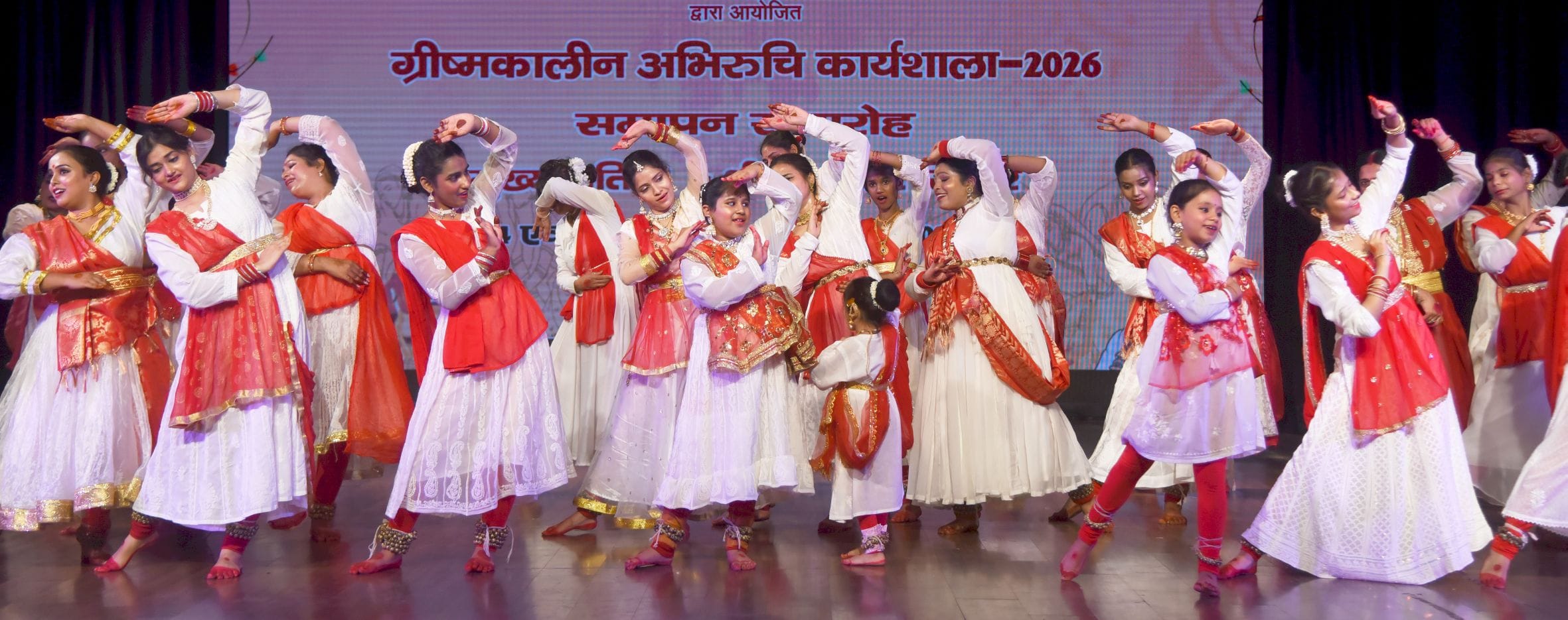 भातखंडे संस्कृति विश्वविद्यालय की ग्रीष्मकालीन कार्यशाला का समापन बृहस्पतिवार को हुआ। भातखंडे संस्कृति विश्वविद्यालय की ग्रीष्मकालीन कार्यशाला का समापन बृहस्पतिवार को हुआ।