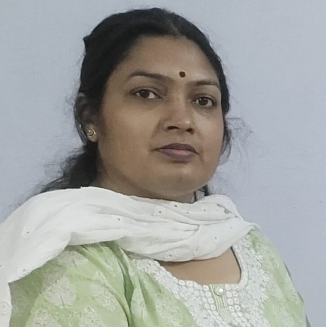 फोटो :: सोनीपत के गांव जाखौली स्थित पृथ्वीराज चौहान कॉलेज में दाखिला प्रक्रिया के ऑनलाइन पंजी