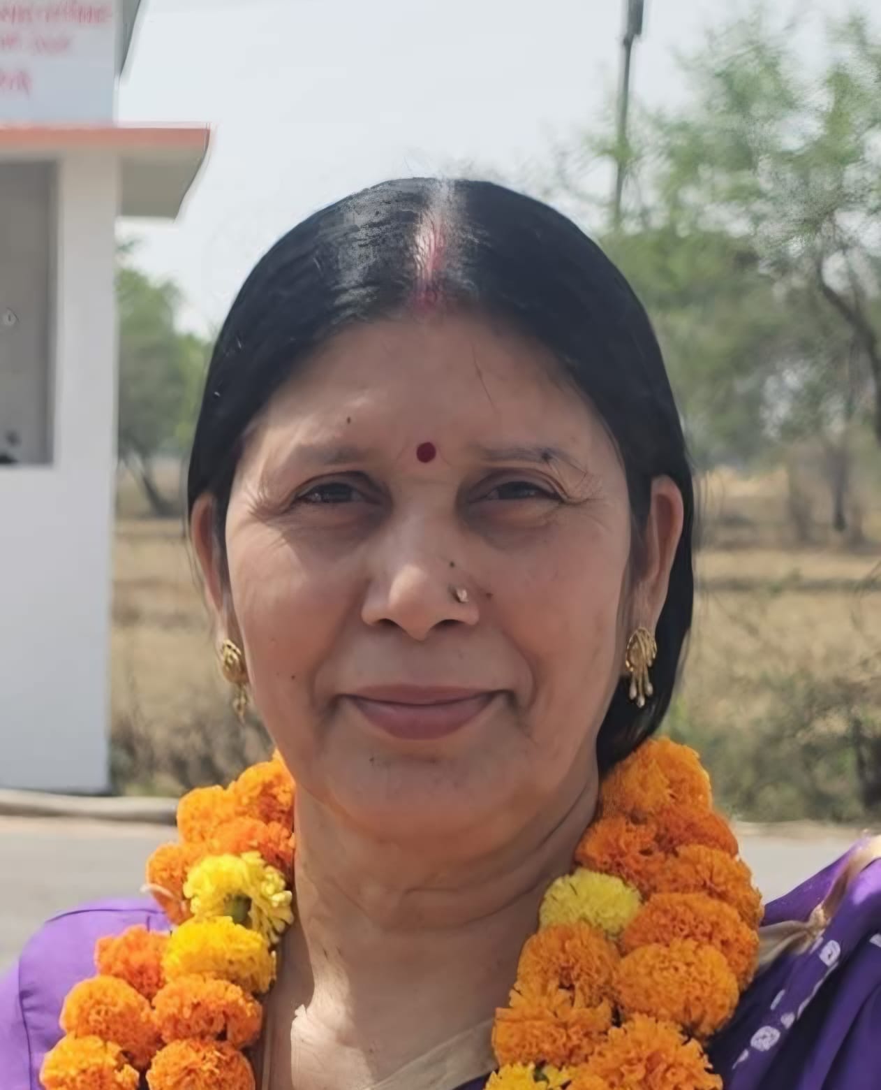 सपा कार्यालय में बहस करते सांसद व विधायक। स्रोत: वीडियो ग्रौब