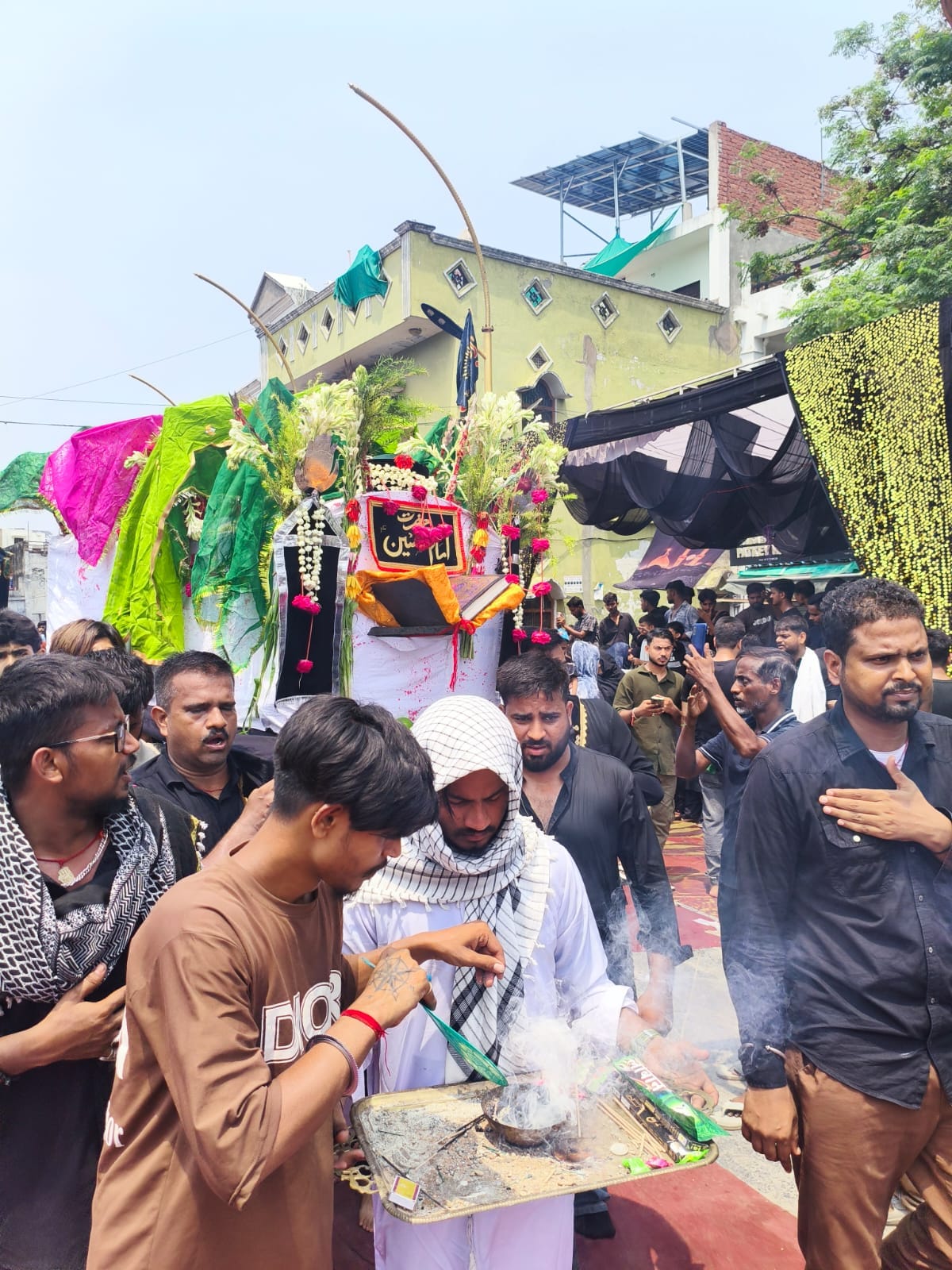 अकीदत के साथ निकाला ताबूत-ए-18 बनी हाशिम का जुलूस