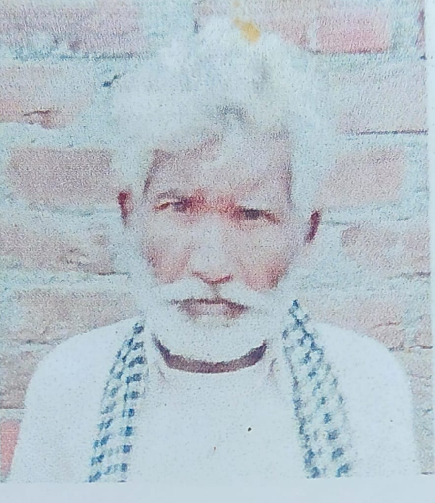 जैतीपुर के खेड़ा-बझेड़ा में हुए हादसे के बाद लगी लाेगों की भीड़। संवाद