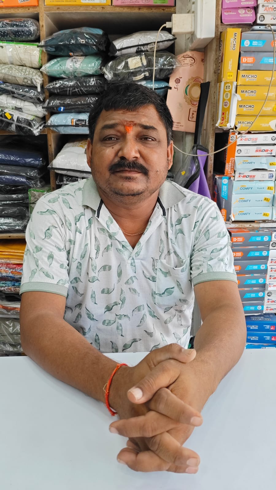 मंझनपुर में खाली पड़ा वाहन स्टैंड। संवाद