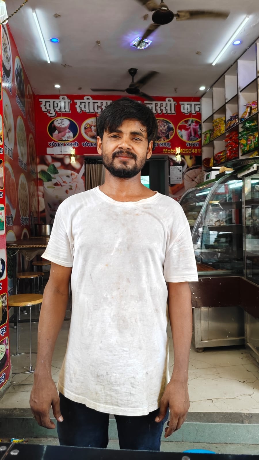मंझनपुर में खाली पड़ा वाहन स्टैंड। संवाद