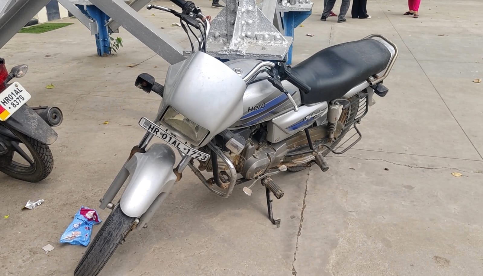 अंबाला सिटी घेल रोड के पास से टूट मिला मृतक मनिंदर सिंह का आईफोन मोबाइल : संवाद