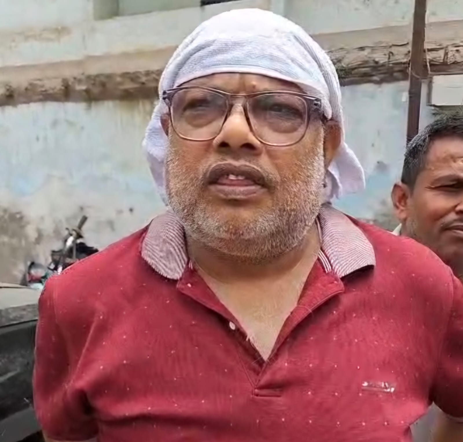 फोटो : सोनीपत के प्रभुनगर और मिर्च मंडी क्षेत्र में बिजली कटौती से परेशान होकर प्रदर्शन करते लो फोटो : सोनीपत के प्रभुनगर और मिर्च मंडी क्षेत्र में बिजली कटौती से परेशान होकर प्रदर्शन करते लो