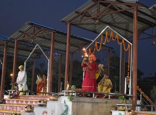 ज्येष्ठ पूर्णिमा पर गोमती महाआरती और सनातन समागम