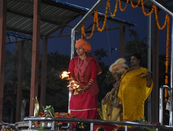 ज्येष्ठ पूर्णिमा पर गोमती महाआरती और सनातन समागम