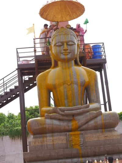 काकोरी जैन मंदिर में मोक्ष कल्याणक के साथ छह दिवसीय पंचकल्याणक प्रतिष्ठा महोत्सव का समापन काकोरी जैन मंदिर में मोक्ष कल्याणक के साथ छह दिवसीय पंचकल्याणक प्रतिष्ठा महोत्सव का समापन