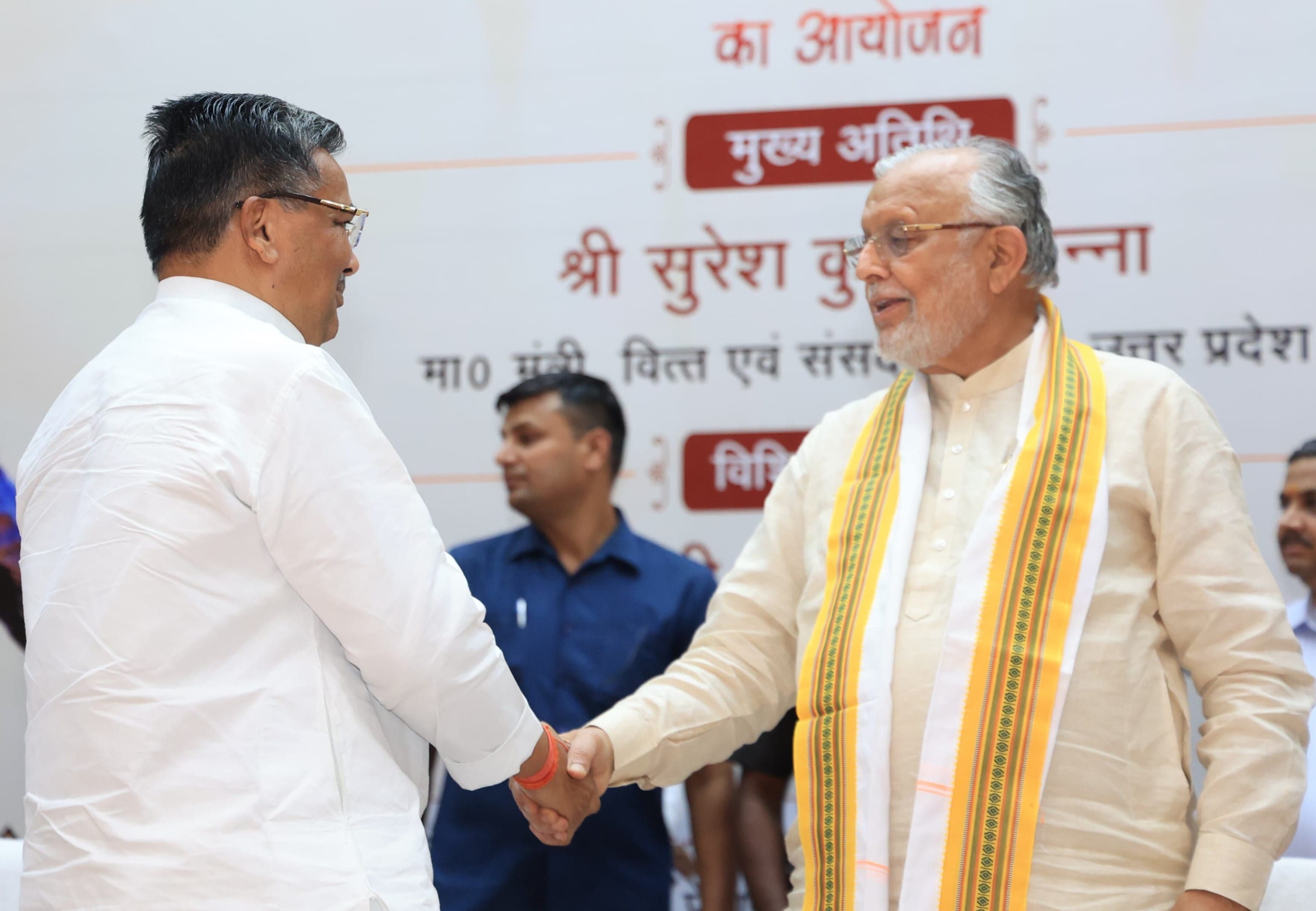 संस्कृति एवं राज्य कर विभाग ने दानवीर भामाशाह की जयंती पर सोमवार को हजरतगंज के विश्वेश्वरैया सभ