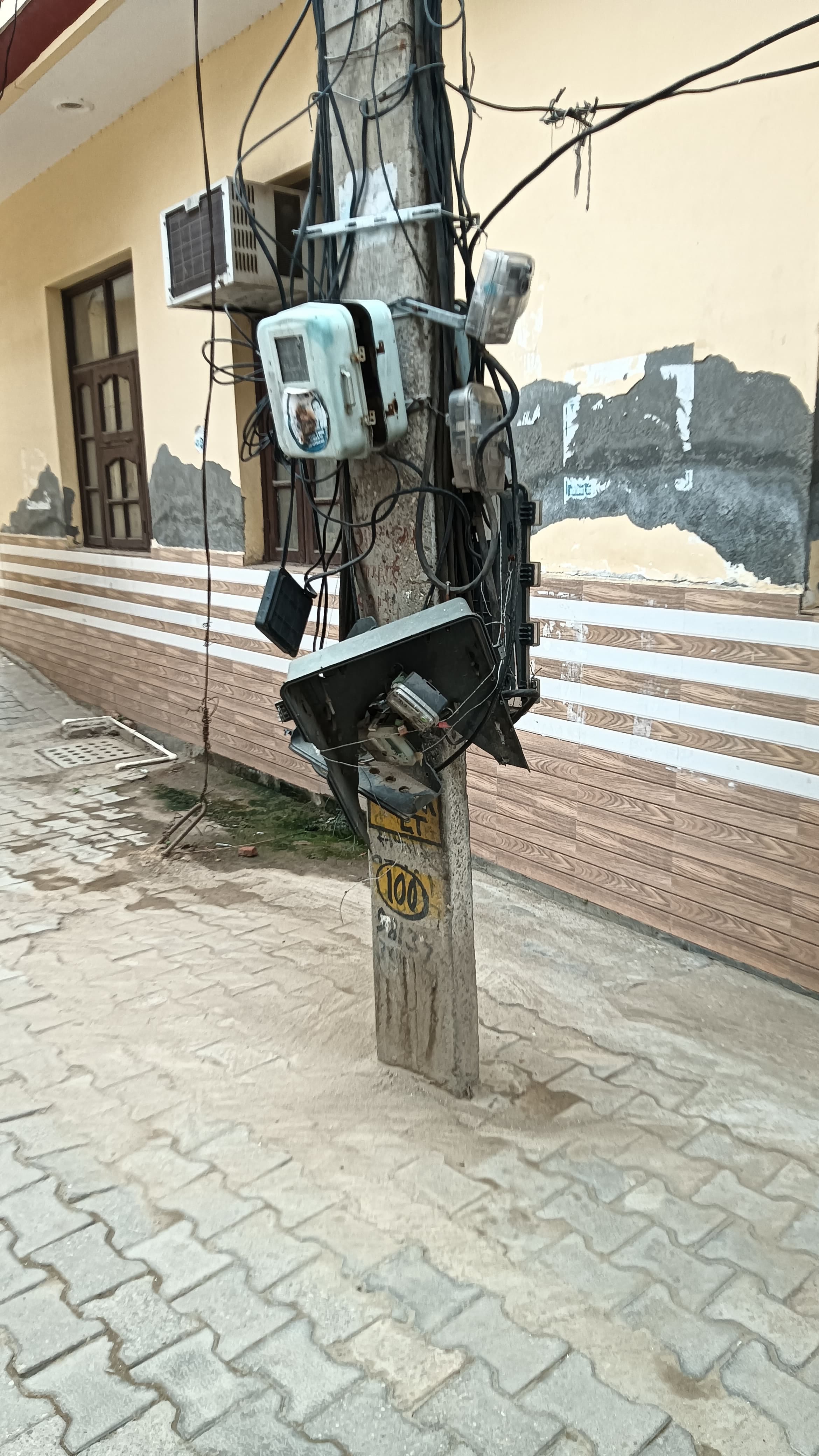 दिनेश कुमार दिनेश कुमार