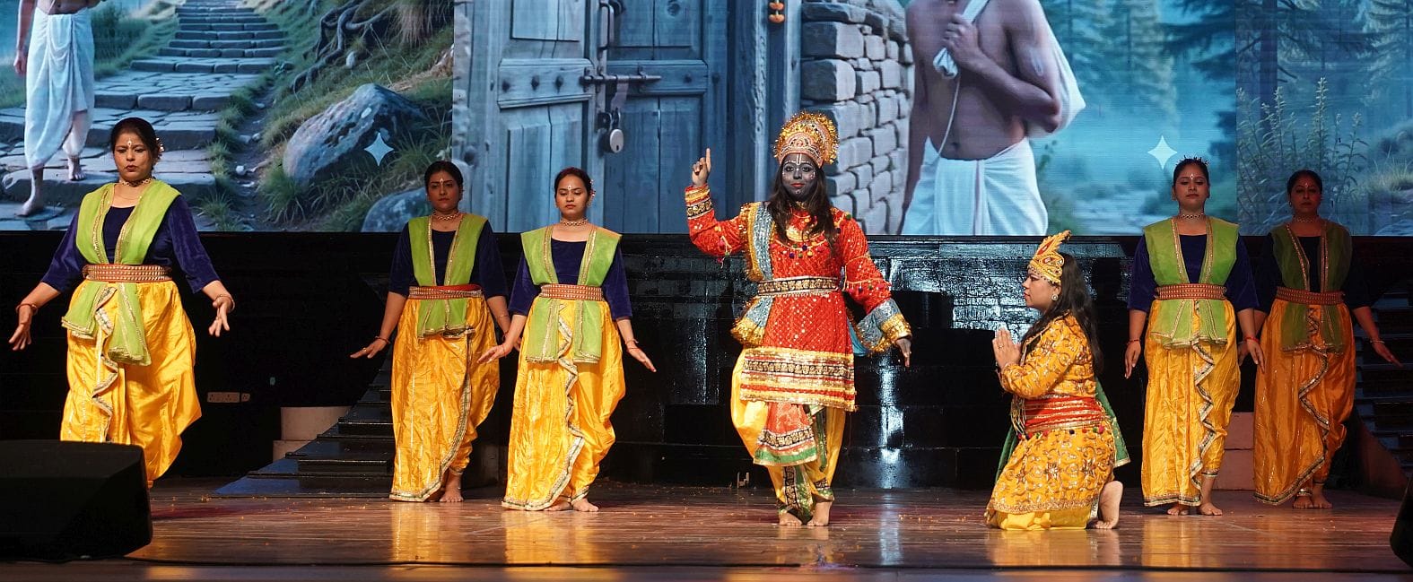 सिटी मांटेसरी स्कूल में ‘शिक्षक स्वागत समारोह’ का आयोजन किया, इसमें मेधावी छात्रों को सम्मानित 