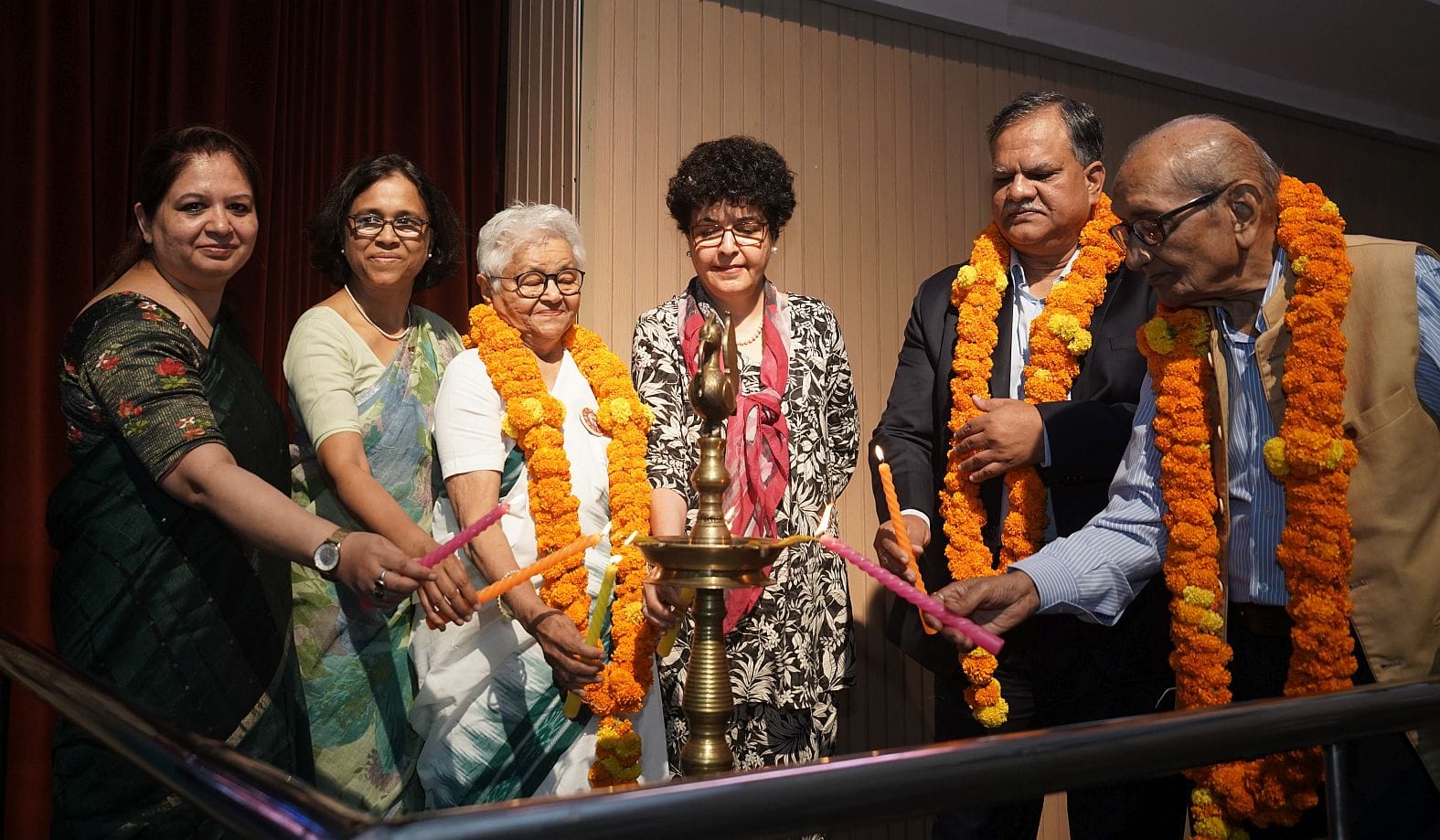 सिटी मांटेसरी स्कूल में ‘शिक्षक स्वागत समारोह’ का आयोजन किया, इसमें मेधावी छात्रों को सम्मानित 