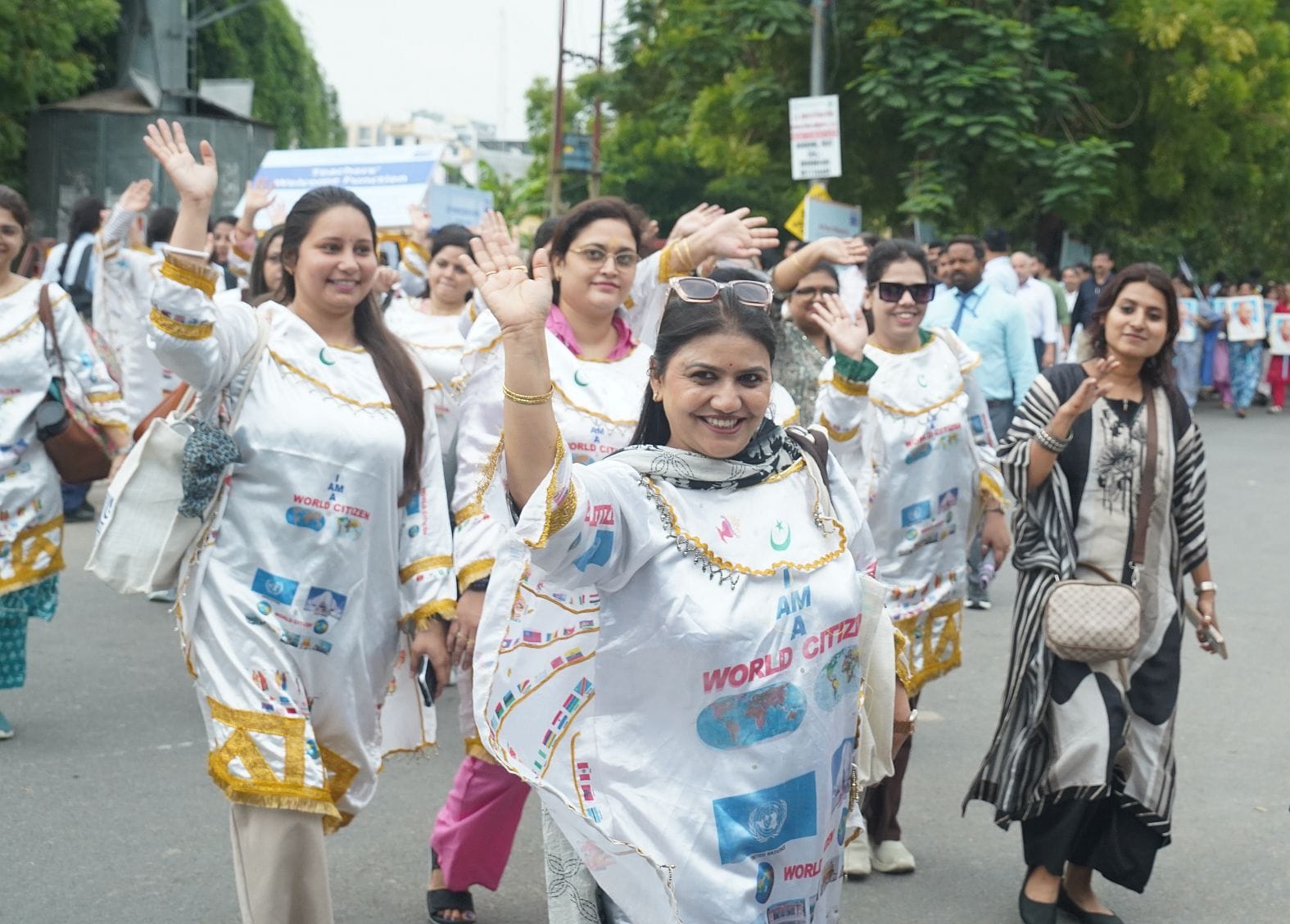 सिटी मांटेसरी स्कूल में ‘शिक्षक स्वागत समारोह’ का आयोजन किया, इसमें मेधावी छात्रों को सम्मानित 