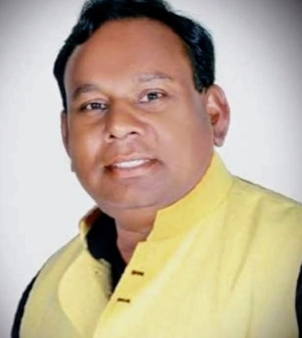 अधिवक्ता अमित कामिल जिनका जलभराव पर बयान है। (मवाना)
