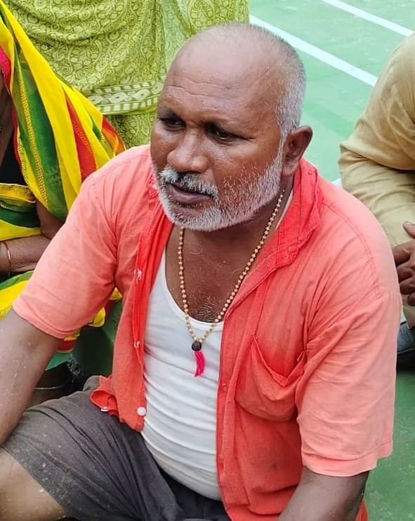 आकाशीय बिजली के जद में आने से मृतक गड़वार थाना क्षेत्र के धर्मनपुर गांव निवासी मुख्तार राम के न