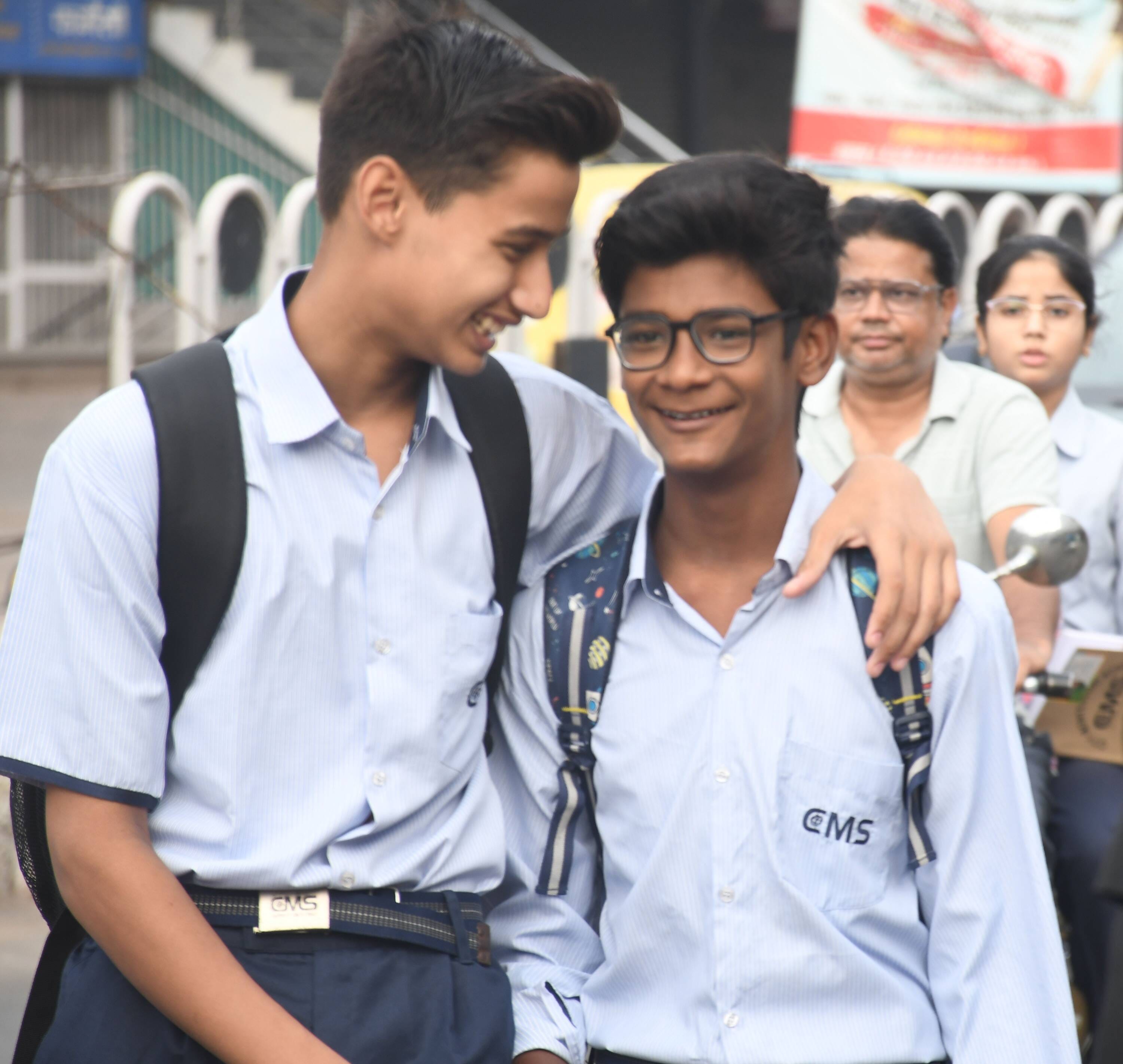 गर्मी की छुट्टी के बाद बुधवार को राजधानी में स्कूल खुले। 