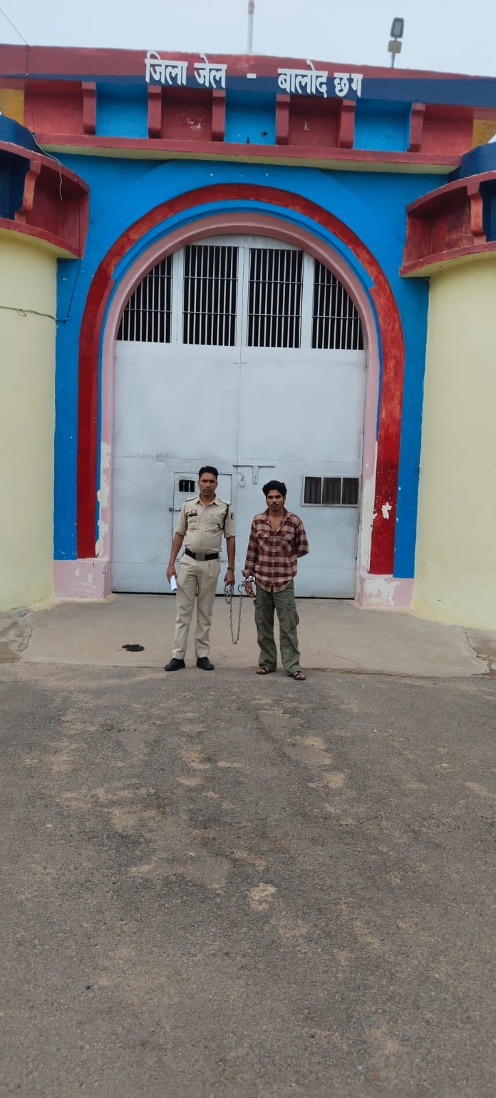 लूट के आरोपी गिरफ्तार 