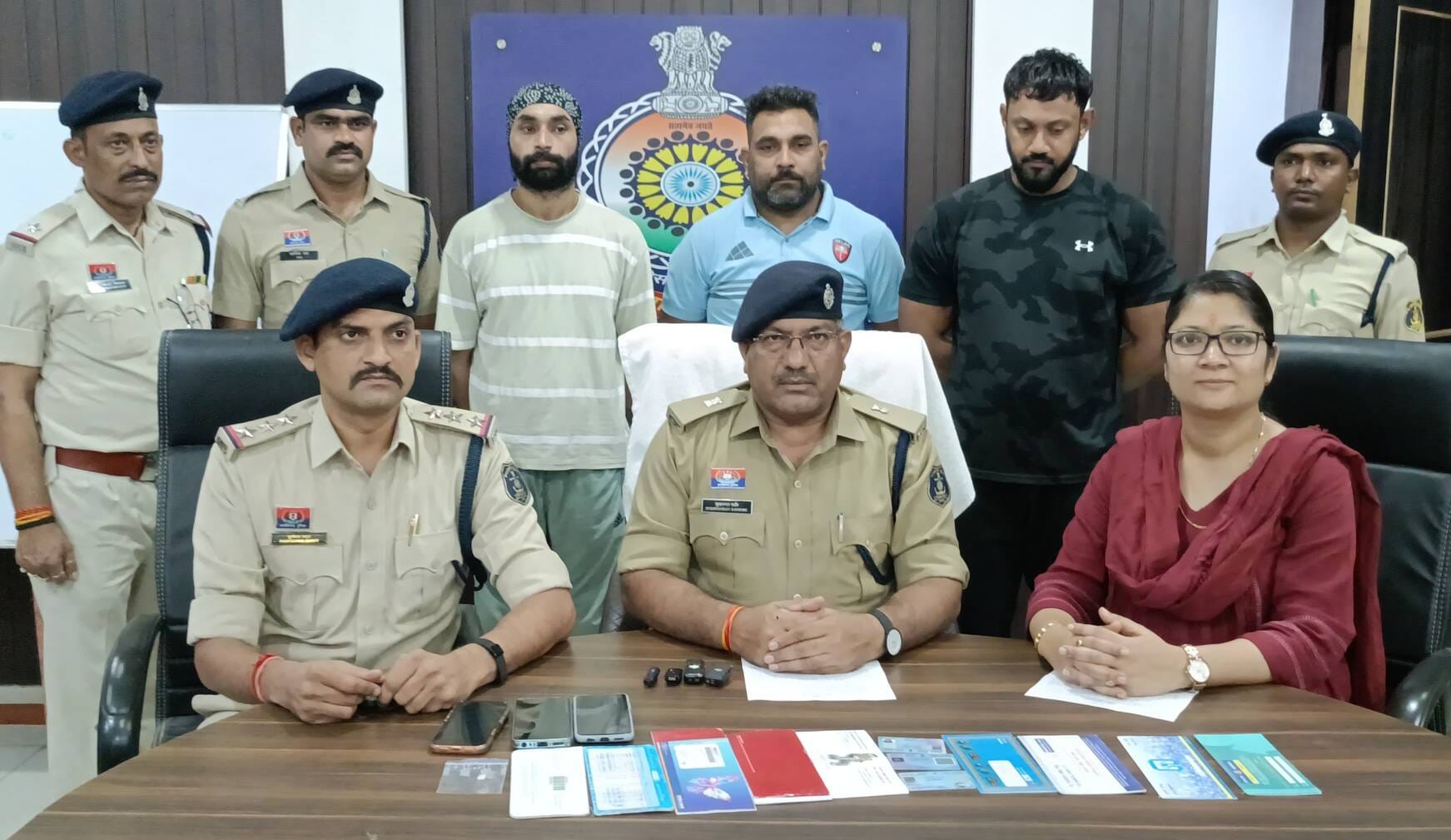 करोड़ों रुपए के साइबर ठगी करने वाले 3 आरोपी गिरफ्तार।