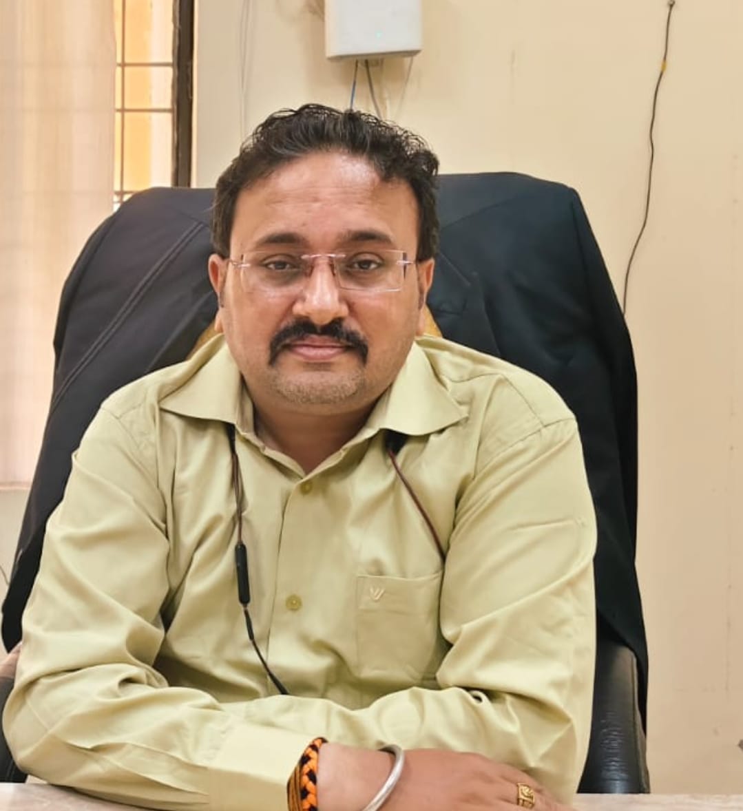 फोटो-14 कायमगंज के कुरार स्थित राजकीय पॉलिटेक्निक। स्रोत: जागरूक पाठक फोटो-14 कायमगंज के कुरार स्थित राजकीय पॉलिटेक्निक। स्रोत: जागरूक पाठक
