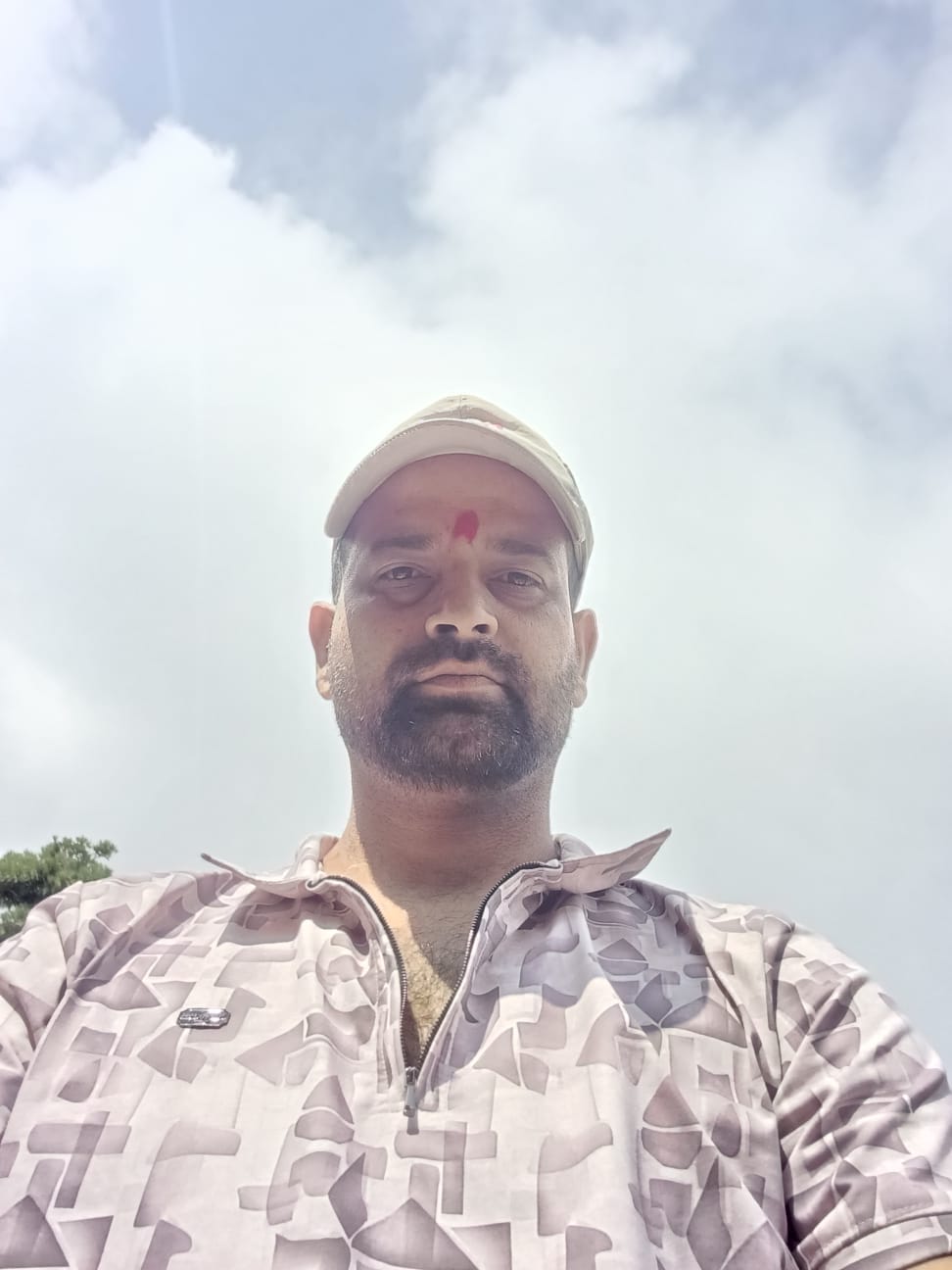 हजारा सिंह, पूर्व प्रधान पंचायत कलेड़। (खोली से धलूं सड़क वाली न्यूज के साथ) हजारा सिंह, पूर्व प्रधान पंचायत कलेड़। (खोली से धलूं सड़क वाली न्यूज के साथ)
