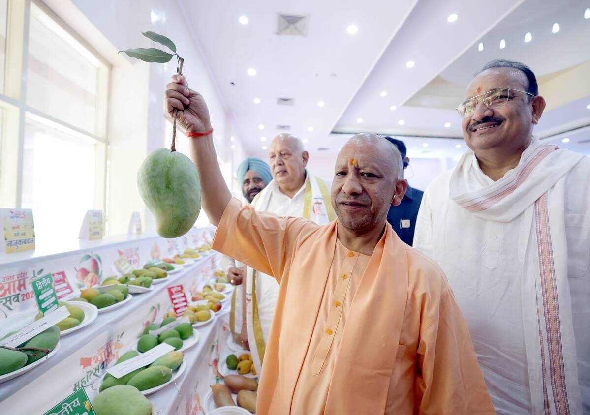 इंदिरा गांधी प्रतिष्ठान में आयोजित आम महोत्सव-2026 का शुभारंभ। 