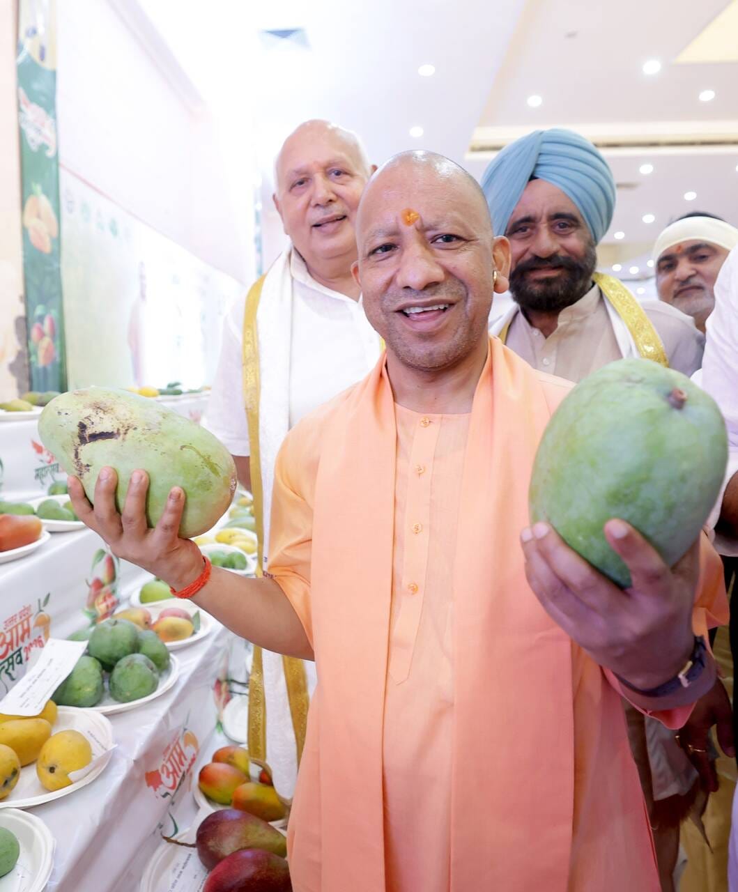 इंदिरा गांधी प्रतिष्ठान में आयोजित आम महोत्सव-2026 का शुभारंभ। 