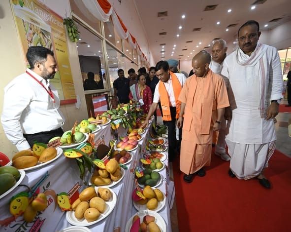 इंदिरा गांधी प्रतिष्ठान में आयोजित आम महोत्सव-2026 का शुभारंभ। 