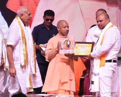 इंदिरा गांधी प्रतिष्ठान में आयोजित आम महोत्सव-2026 का शुभारंभ। 