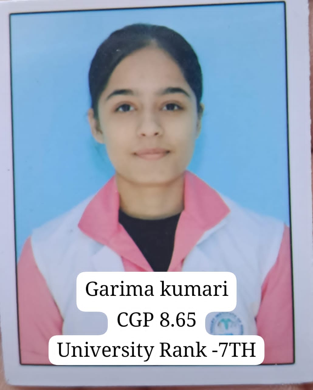 ज्योति ठाकुर ने 8.59 सीजीपीए प्राप्त कर विश्वविद्यालय स्तर पर आठवां स्थान हासिल किया। ज्योति ठाकुर ने 8.59 सीजीपीए प्राप्त कर विश्वविद्यालय स्तर पर आठवां स्थान हासिल किया।